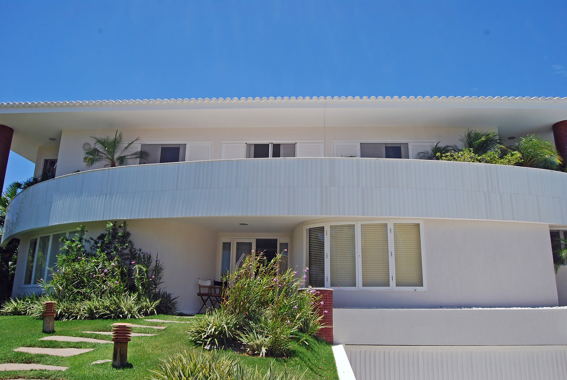 Casa Elegante A Venda Em Vilas Do Atlântico | Hansen Imóveis