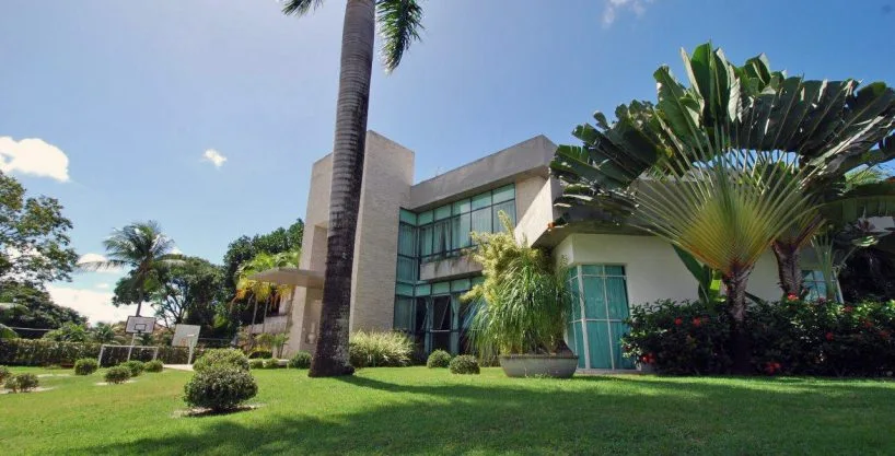 Spectacular mansion for sale in Encontro das Águas
