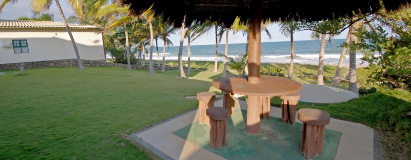 Mansao-a-venda-em-Interlagos-de-frente-para-praia- (1)