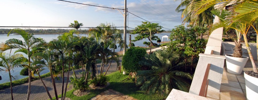 Mansao-a-venda-em-Interlagos-de-frente-para-praia- (12)