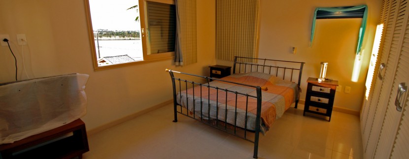 Mansao-a-venda-em-Interlagos-de-frente-para-praia- (39)