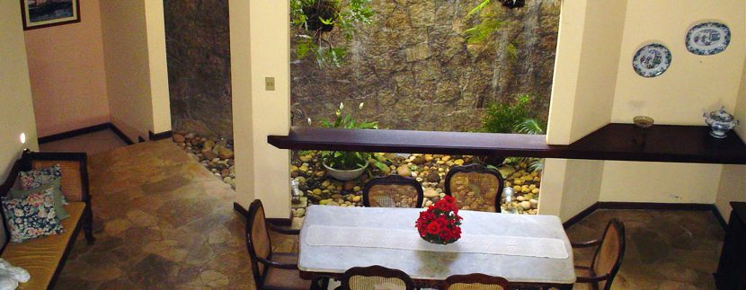 bonita-casa-a-venda-no-melhor-condominio-encontro-das-aguas-10