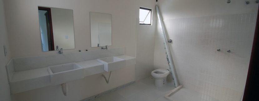 casa-com-privacidade-a-venda-no-alphaville-litoral-5