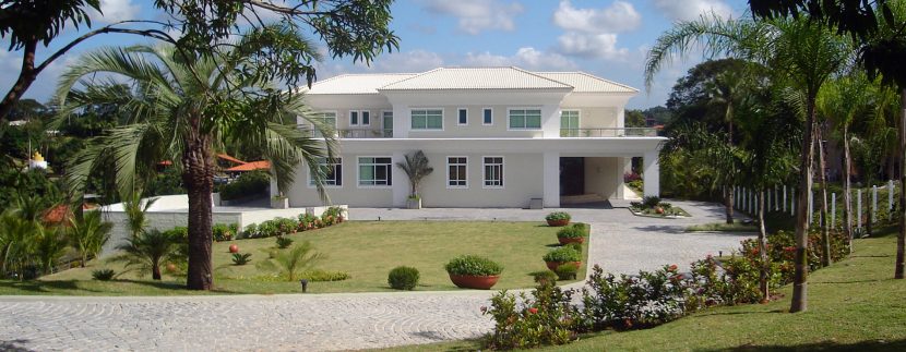 luxuosa-mansao-neoclassico-a-venda-no-encontro-das-aguas-1