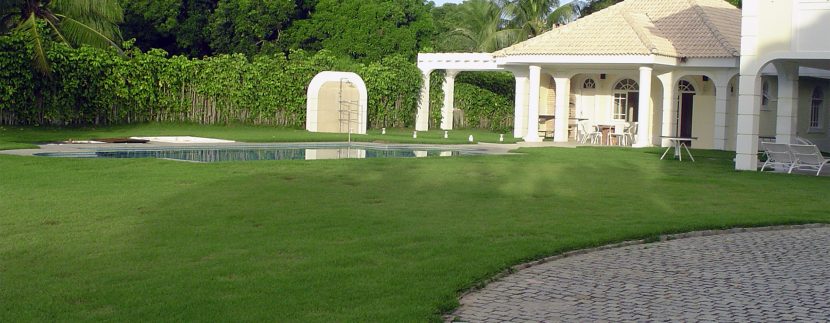 otima-mansao-neoclassica-a-venda-no-encontro-das-aguas-4