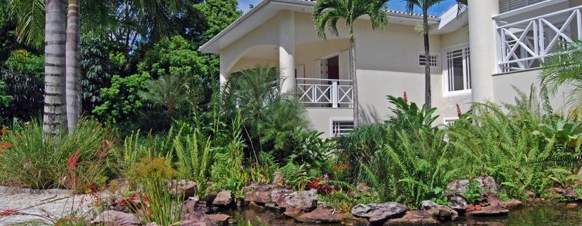 mansao-em-frente-a-lagoa-a-venda-no-Encontro-das-Aguas-34 (14)