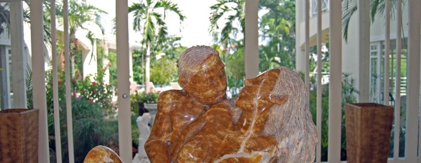 mansao-em-frente-a-lagoa-a-venda-no-Encontro-das-Aguas-34 (21)