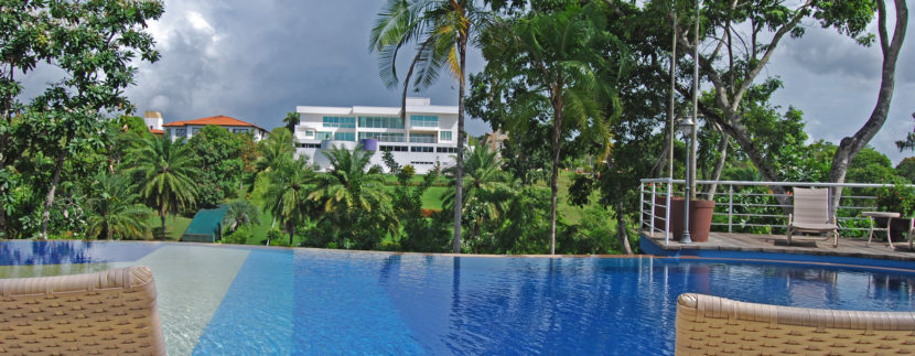 mansao-em-frente-a-lagoa-a-venda-no-Encontro-das-Aguas-34 (7)