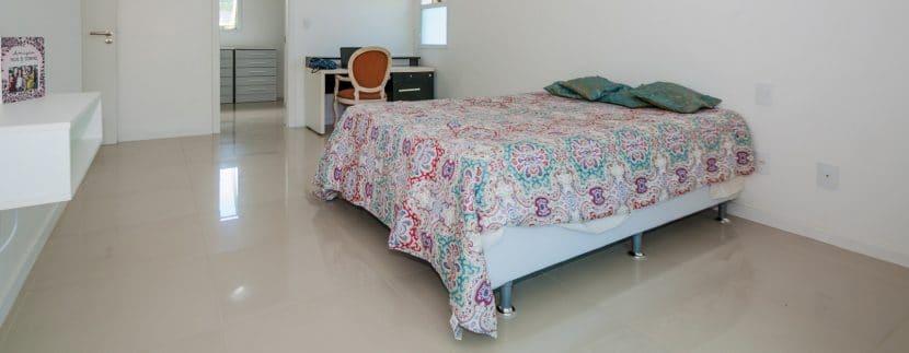 Oportunidade Mansão à venda no condomínio Encontro das Águas-15