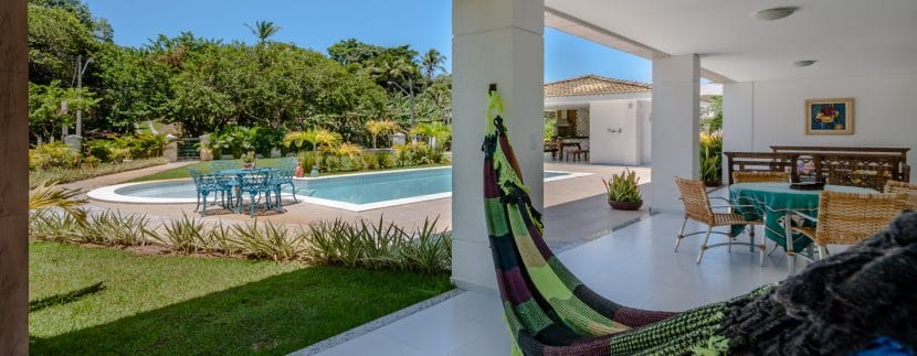 Oportunidade Mansão à venda no condomínio Encontro das Águas-2