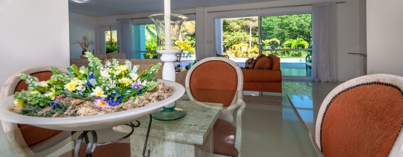 Oportunidade Mansão à venda no condomínio Encontro das Águas-20