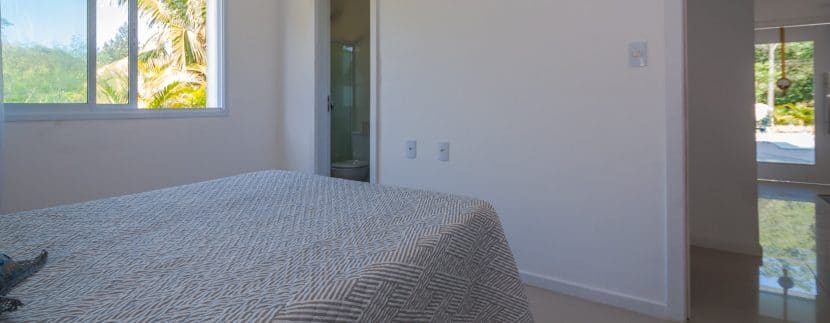 Oportunidade Mansão à venda no condomínio Encontro das Águas-24