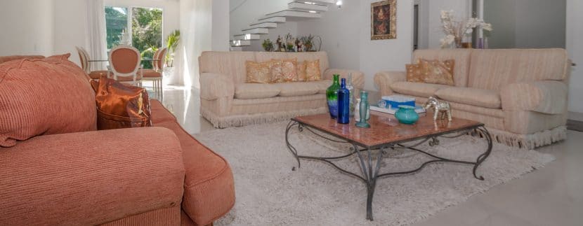 Oportunidade Mansão à venda no condomínio Encontro das Águas-26