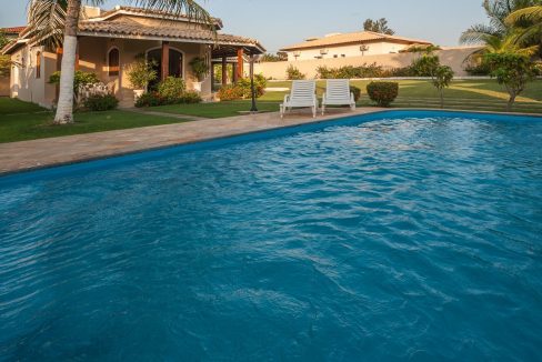 Casa com piscina Barra do Jacuípe