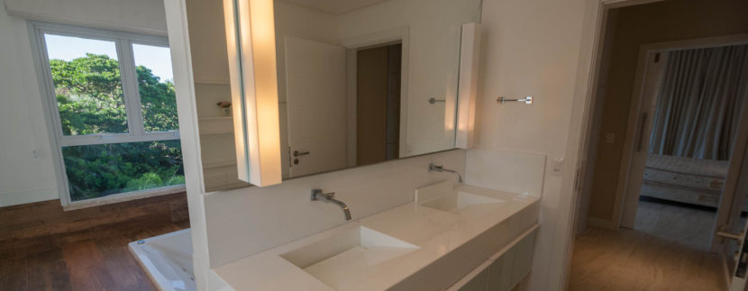 Alphaville Litoral Norte casa de luxo a venda-28