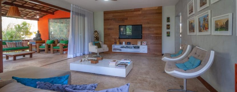 Casa espaçosa a venda Encontro das Águas (10)