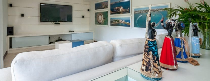 Casa espaçosa a venda Encontro das Águas (8)