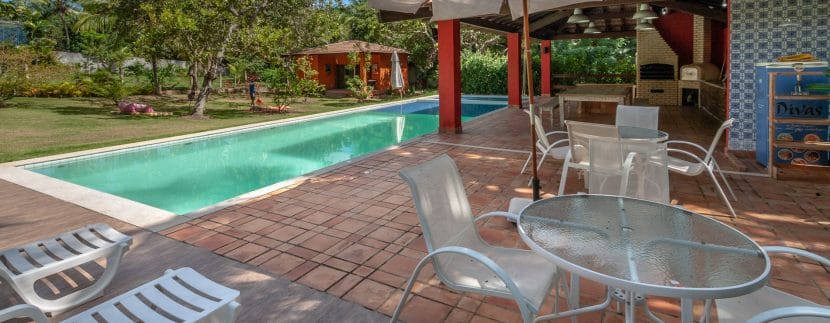 Spacious house for sale in Encontro das Águas
