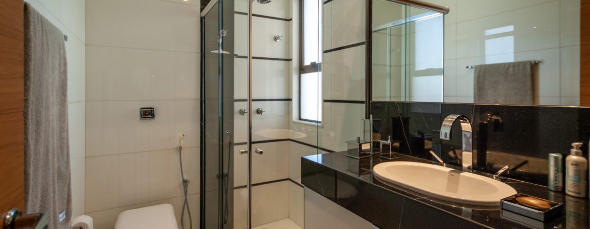 Casa de luxo elegante a venda no condomínio Busca Vida _-34