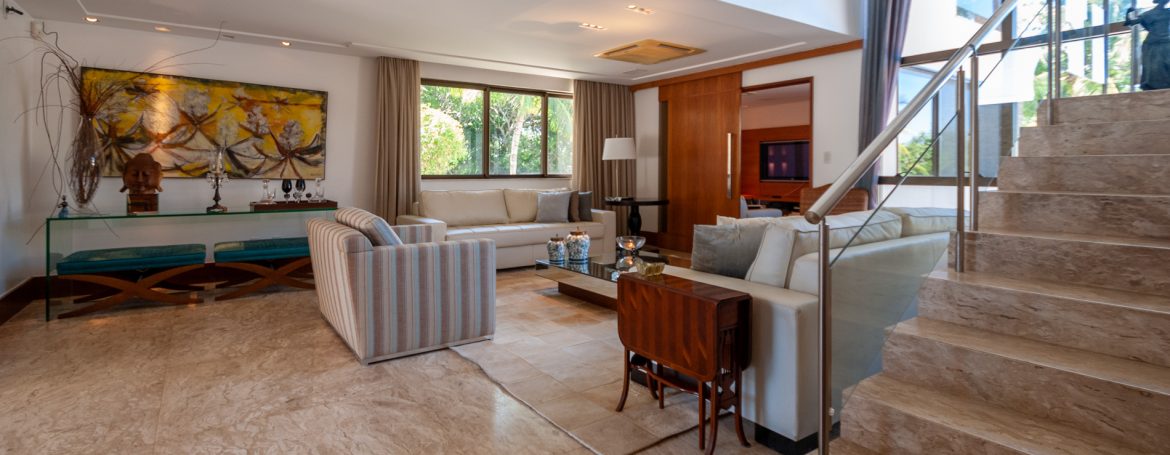 Casa de luxo elegante a venda no condomínio Busca Vida _-43