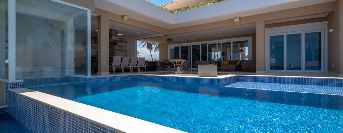 Excelente casa de luxo frente mar em Jacuípe (4)