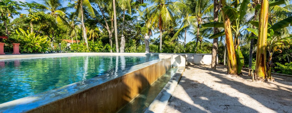Sítio de luxo com piscina espetacular a venda Salvador (14)