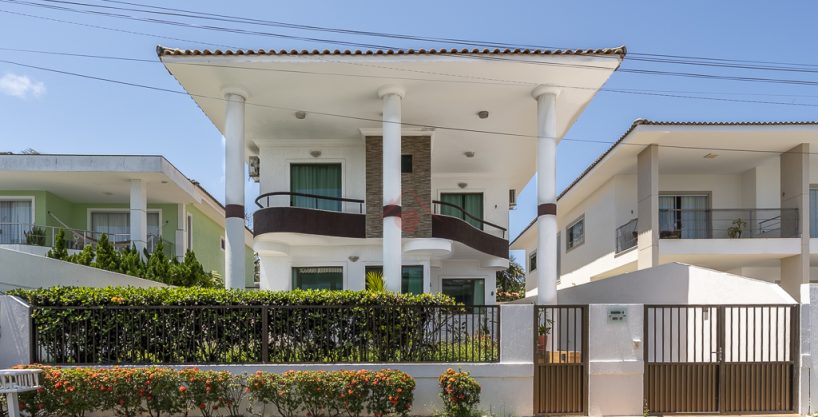 Casa grande no condominio Ecoville em Lauro de Freitas