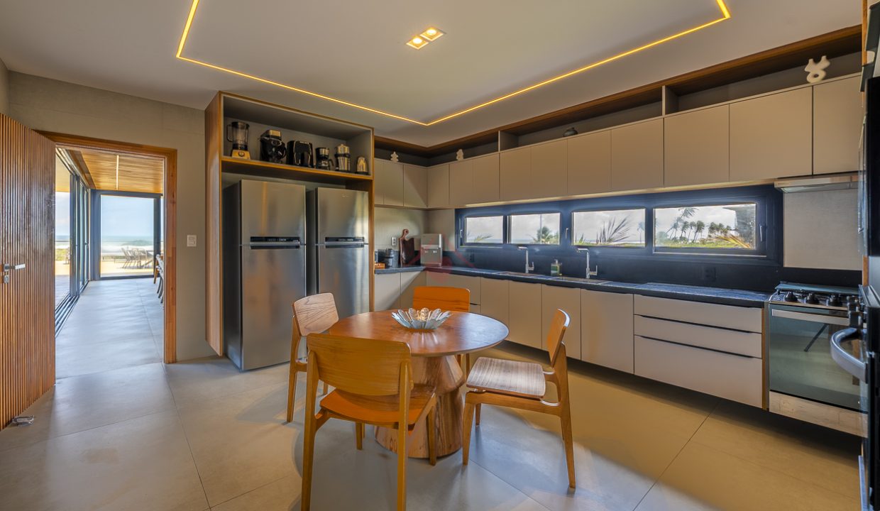 Mansão Exclusiva de Luxo à Beira-Mar em Alphaville Guarajuba-16