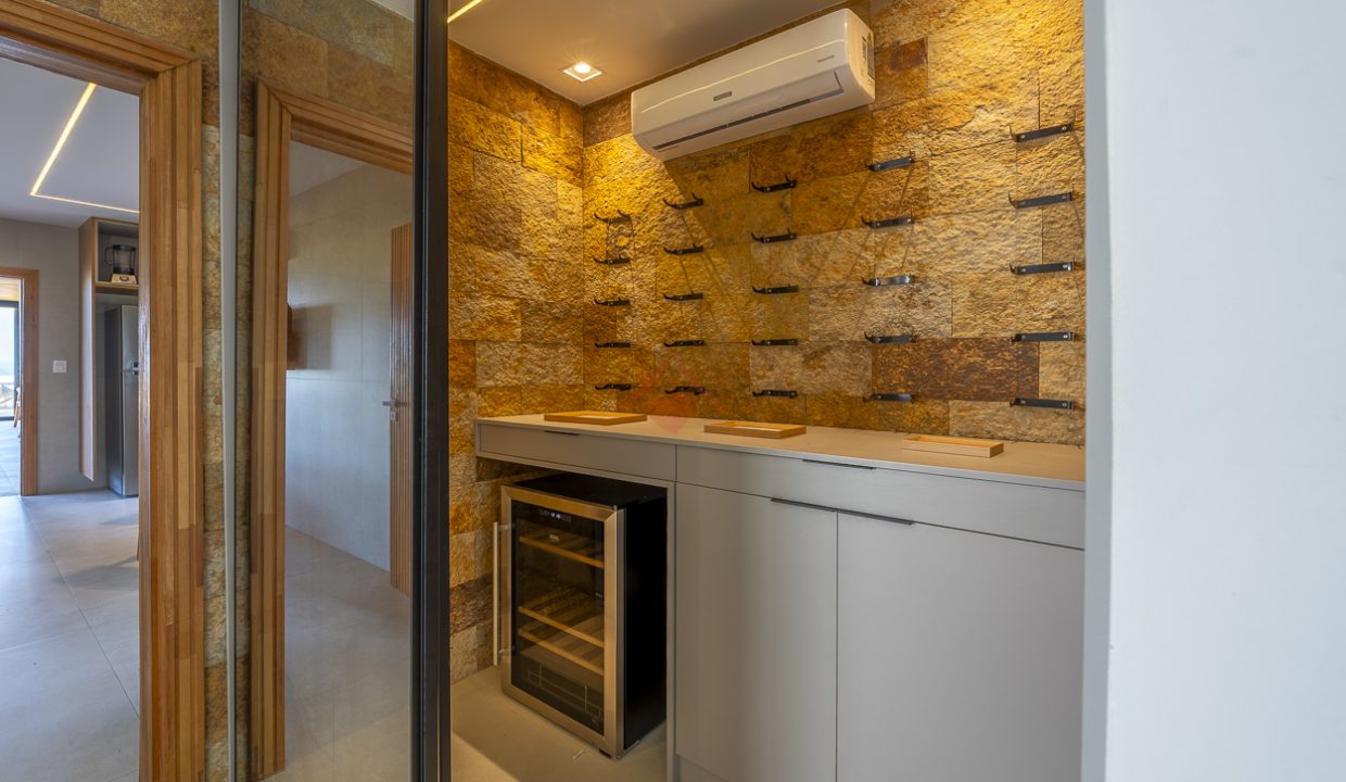 Mansão Exclusiva de Luxo à Beira-Mar em Alphaville Guarajuba-17