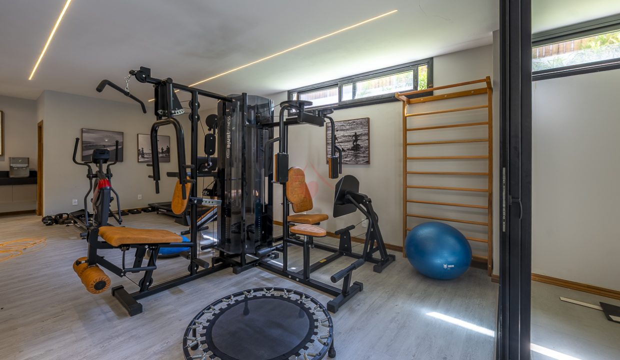 Mansão Exclusiva de Luxo à Beira-Mar em Alphaville Guarajuba-44