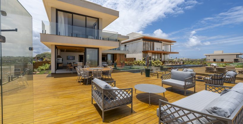 Mansão de Luxo à Beira-Mar para aluguel em Alphaville Guarajuba