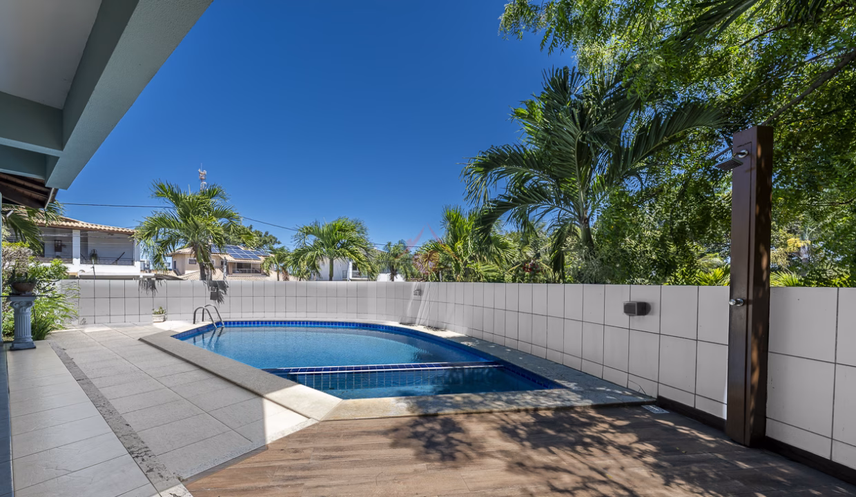 Casa ampla com piscina no condomínio Villas do Bosque-23