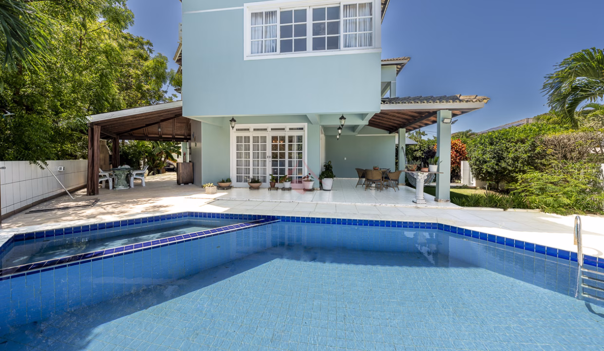 Casa ampla com piscina no condomínio Villas do Bosque-24